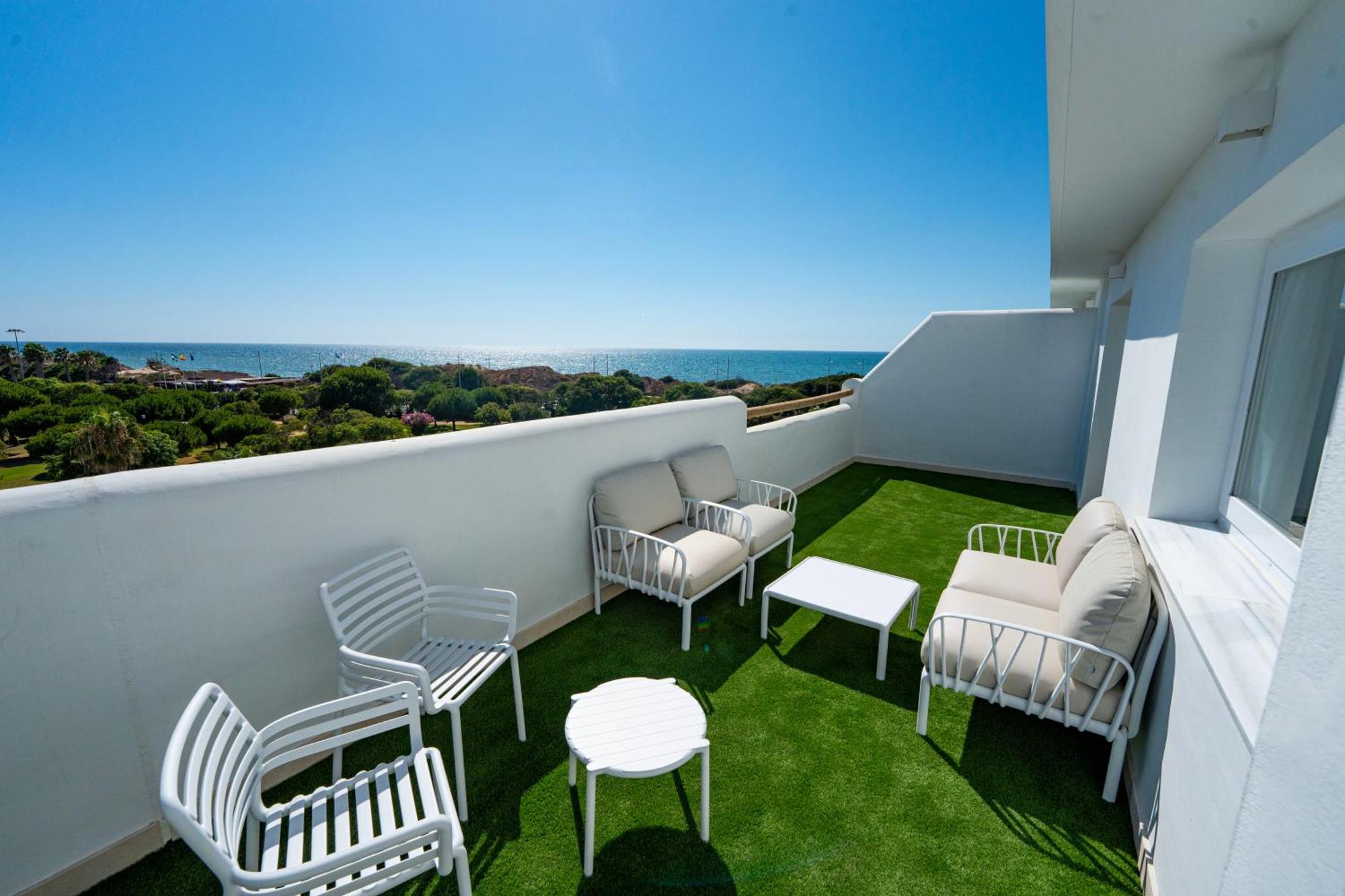 Punta Candor Suites Rota Exterior photo