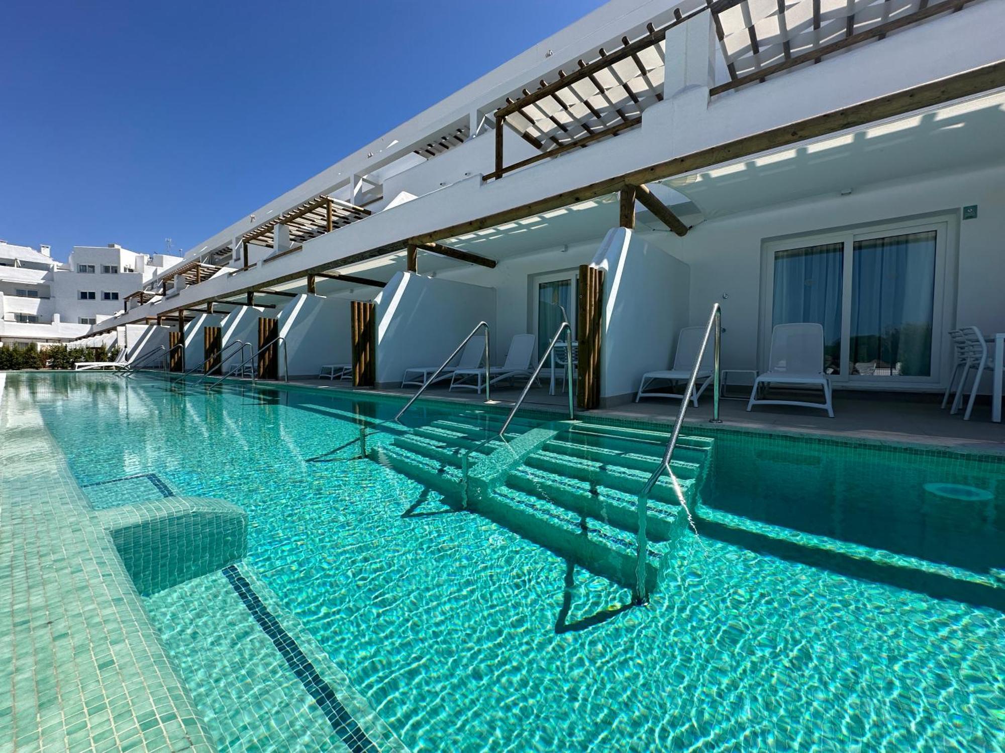 Punta Candor Suites Rota Exterior photo