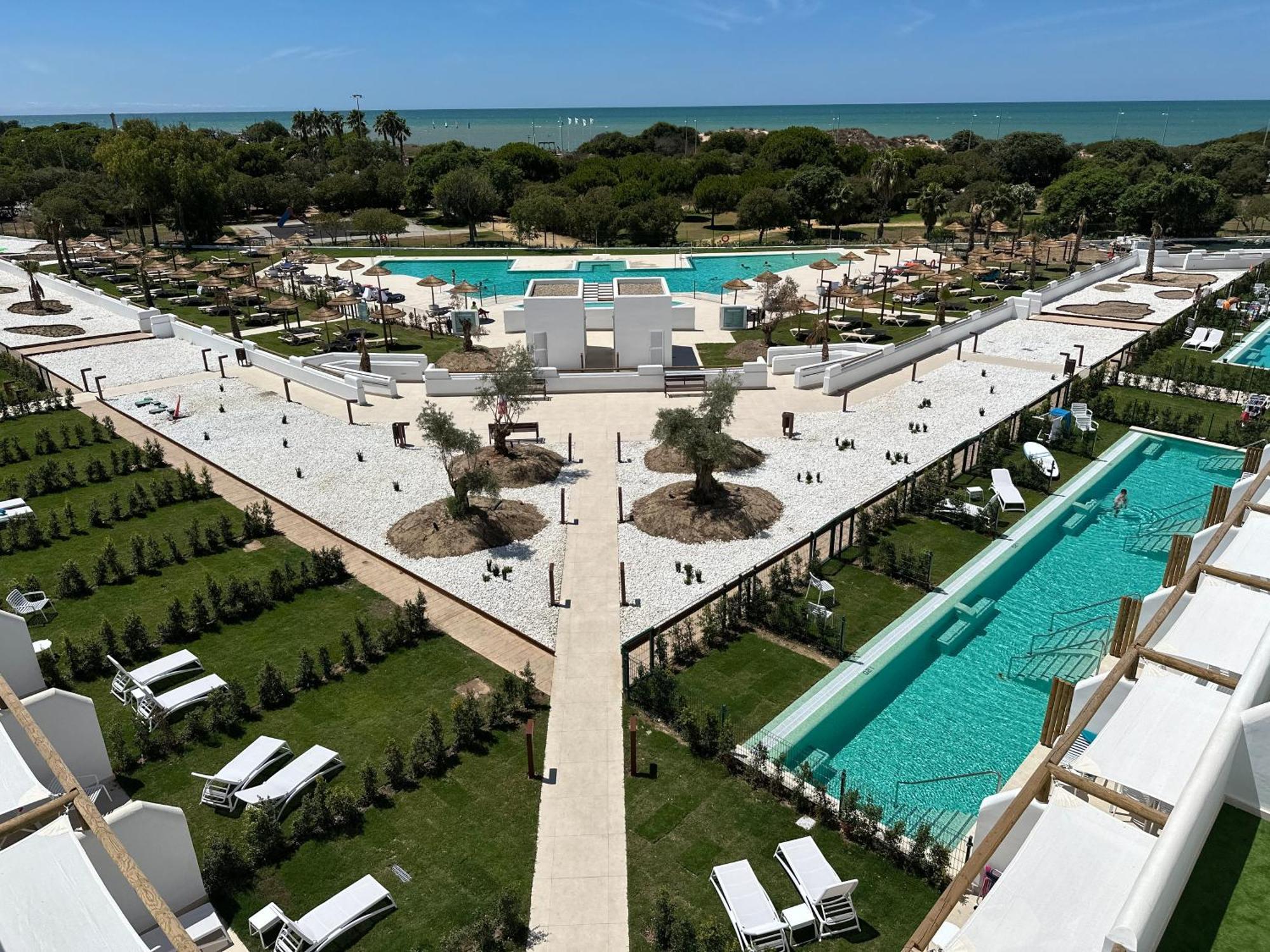 Punta Candor Suites Rota Exterior photo